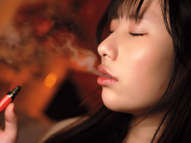 「怪しいBARに連れられた新人アイドルが紫煙吸い込み媚薬ガンギマリ状態 抵抗してもVIPルーム外に声は届かず乳揉みビックン手マンでガックガクガニ股失禁潮吹きアヘ顔が戻らなくなるまで何度もイキ狂ったキメセク乱パ会 松井日奈子」のサンプル画像4枚目