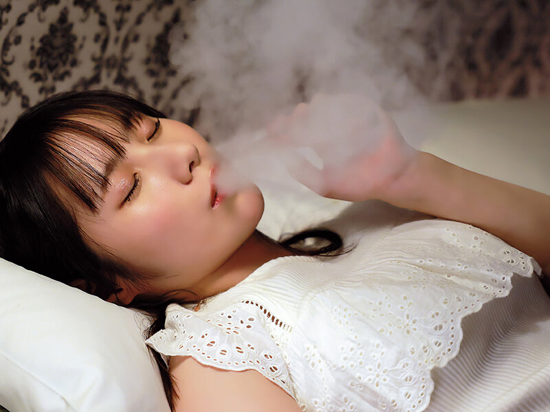 「怪しいBARに連れられた新人アイドルが紫煙吸い込み媚薬ガンギマリ状態 抵抗してもVIPルーム外に声は届かず乳揉みビックン手マンでガックガクガニ股失禁潮吹きアヘ顔が戻らなくなるまで何度もイキ狂ったキメセク乱パ会 松井日奈子」のサンプル画像9枚目