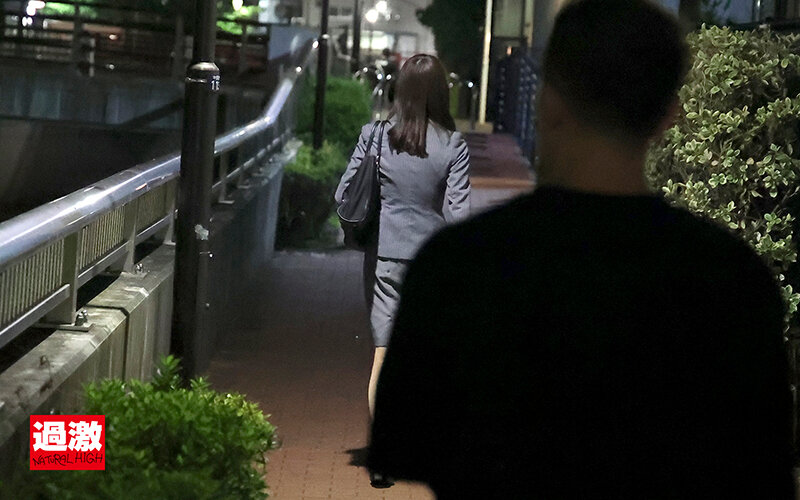 「中に出してもいいから止まってください！！！押さえつけて逃がさないエンドレス奥突きバウンドピストンでイキ壊れた女」のサンプル画像3枚目