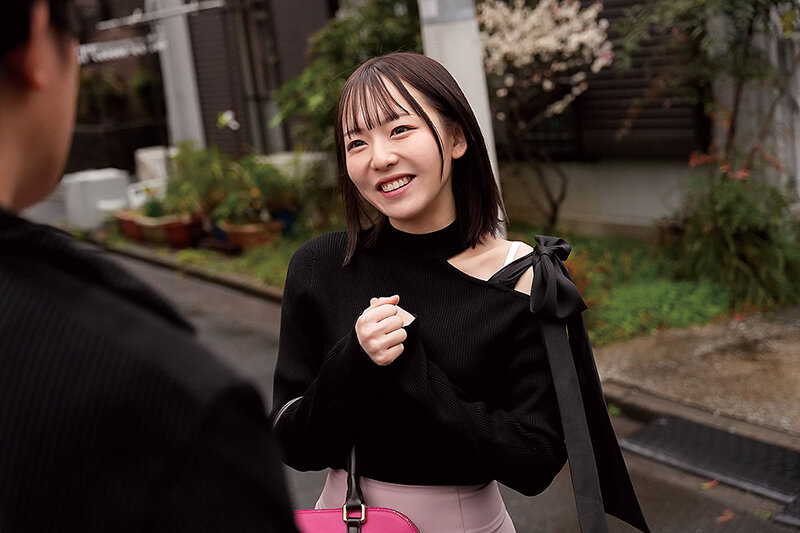 「十年ぶりに再会した清楚だった同級生は色気漂う淫乱女に変貌していた！ 西元めいさ」のサンプル画像3枚目