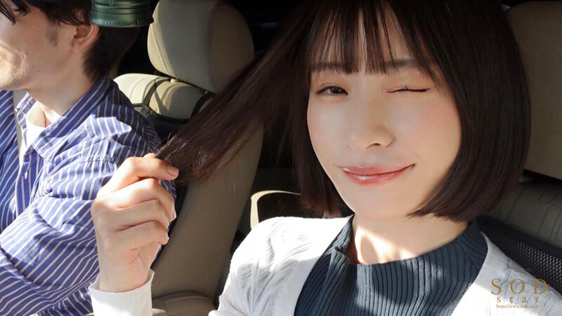 「【夏といえば水着！SODstar全員ビキニ祭】彼氏にデートをドタキャンされた先輩から突然の呼び出し！後輩の僕を一日中連れ回し当てつけベロチュウ＆ヤケクソ杭打ち騎乗位 宮島めい」のサンプル画像3枚目