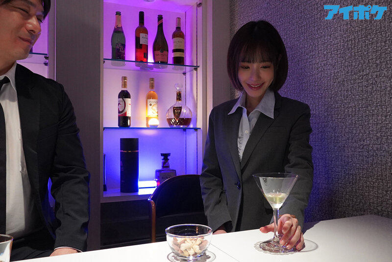 「「私、キメセクさせられました。。。」 毎年新入女子社員を喰う上司の餌食に… 【睡眠姦×媚薬覚醒姦】今年の新卒で餌食になったのは私です。。。 桃乃木かな」のサンプル画像2枚目