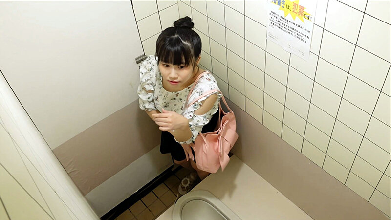 「おまん〇ぐっちょり放尿オナニー #5」のサムネイル
