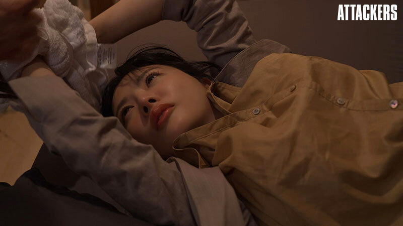 「いいなりなお OL人妻が中出しで絶頂アクメ！辱めプレイで感じまくる濃密セックス」のサンプル画像1枚目