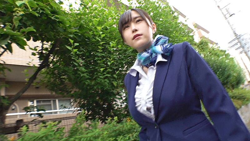 「黒パンスト美脚CA限定!固定型リモコンローターONのまま黒パンスト足コキでイカせ対決 自分より先にイカせられたら高額賞金ゲット!失敗したら絶倫巨根と生ハメ中出しの罰ゲームアクシデントが待っている! 雨宮ひびき」のサンプル画像10枚目