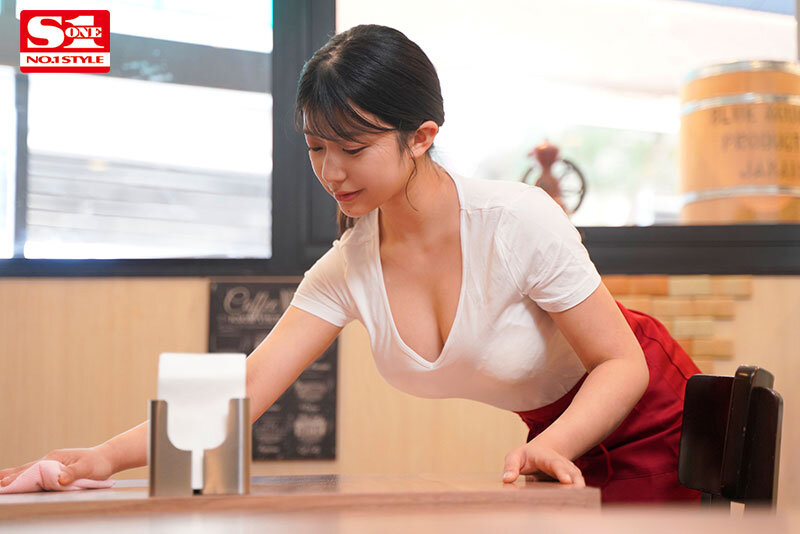 「終電逃してセクハラ店長とまさかの相部屋に…大嫌いなのに感じ、大嫌いなのに濡れ、大嫌いなのに喘ぎ、大好きな彼氏にウソをついてハメまくってしまった 川越にこ」のサンプル画像4枚目