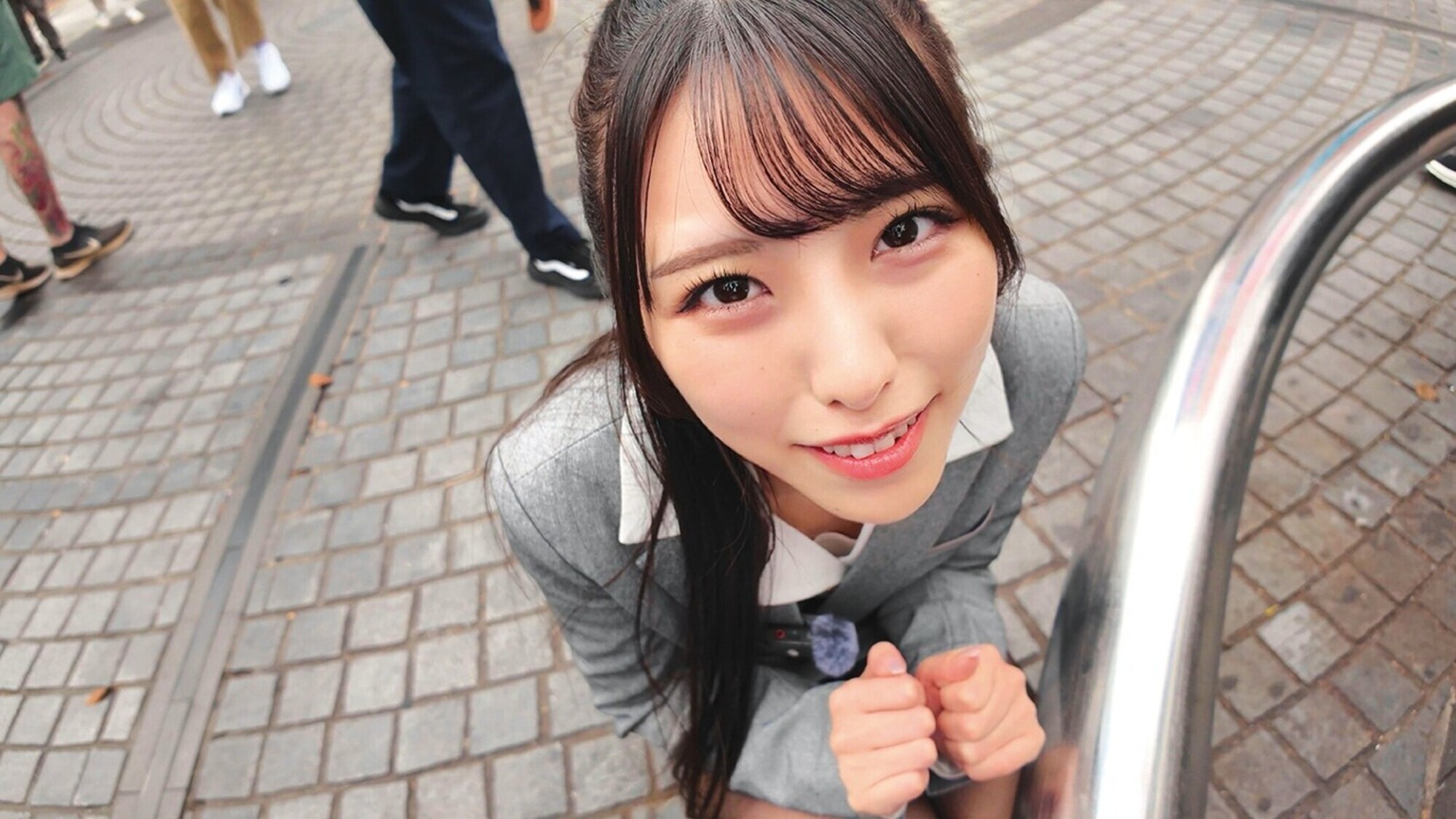「素人美少女とリモコンバイブお散歩ー黒パンスト敏感キャリアウーマン編ー「もう我慢できません・・・//」人ごみの中、黒パンスト美脚ガクブル震わせイキまくってしまうOLたち!人生初の羞恥プレイでまさかのエロスイッチオン!車移動中も大胆カーオナニー!最後はホテルで心行くまで生セックス!」のサンプル画像12枚目