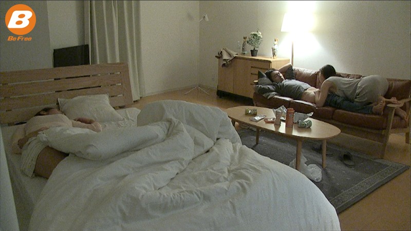 「彼女が四日間家族旅行で不在の間、彼女のお姉さんと夢中で中出ししまくった 松下紗栄子」のサンプル画像5枚目