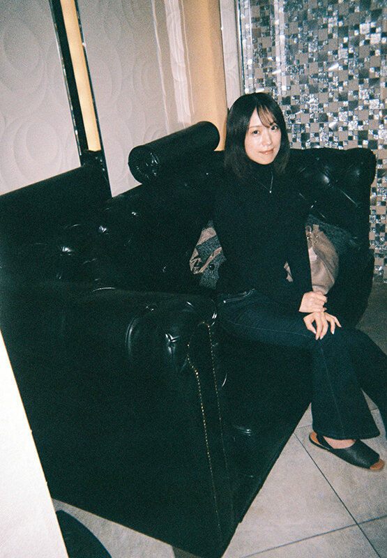 「職場で知り合った美人パートの長瀬麻美さんは人生で一度も精子を飲んだことが無いみたいで、ラブホ飲みで距離感縮めてSEXしたらゴックンしてくれたので旦那が帰宅するPM22:00まで何度も精飲と中出しをした。」のサンプル画像4枚目