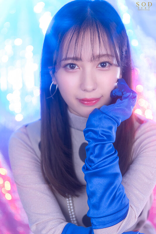 「小湊よつ葉に見つめられながら至福の射精体験！ゾクゾク淫語でアナタの脳を支配しながらオナニーのお手伝いしてあげる【圧倒的4K映像でヌク！】」のサンプル画像2枚目