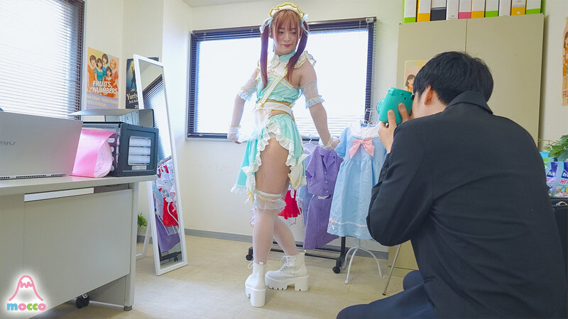 「本当の性別を隠している男の娘地下アイドルが間違ってバイアグラを飲んでしまいやむを得ずマネージャーにフル勃起ち○ぽの性欲処理を頼んでライブまでの三時間で14発射精しまくった話。 一二三ゆぅり」のサンプル画像1枚目