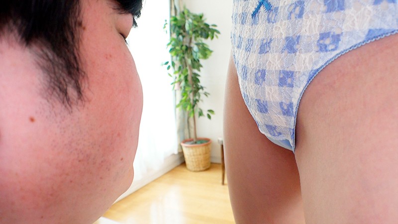 「パンティ越しのマン土手で窒息しそうな顔騎責め」のサンプル画像12枚目