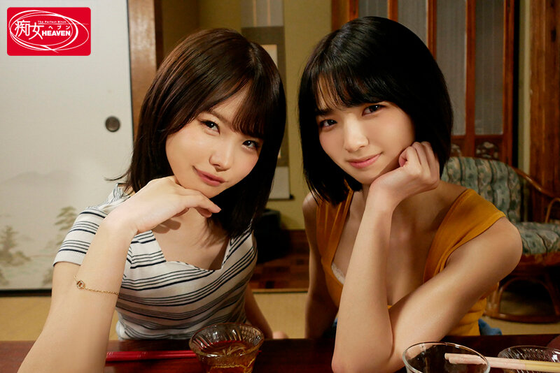 「帰省先のド田舎で再会した幼馴染二人に密着挟まれ身動き出来ず奪い合い中出しされて汗だく痴女られた三日間 松本いちか 倉本すみれ」のサンプル画像9枚目