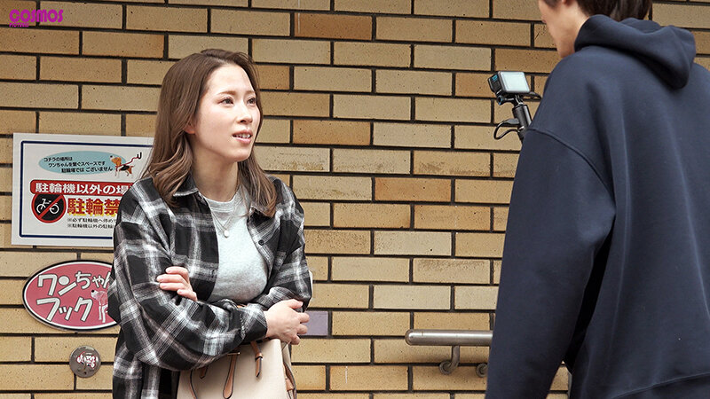 「【素人人妻】結婚19年の40歳主婦あかねさんが一日限定彼氏とデートで燃える不倫中出しSEX【尻フェチ】」のサムネイル