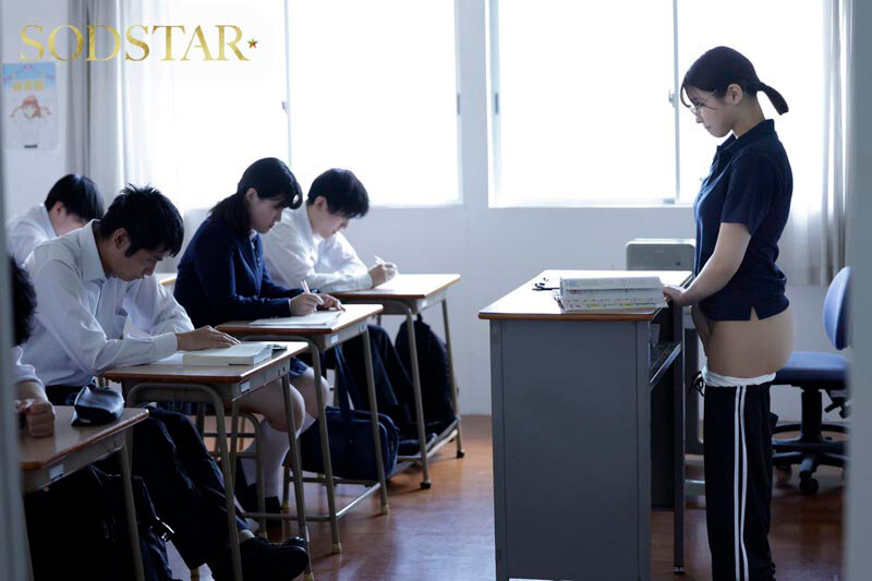 「婚期逃した口うるさい●校教師は、授業中の校内露出が趣味なド変態です。生徒たちに趣味が見つかり猿みたいに交尾させられ雌としての本能を思い出す。 唯井まひろ」のサンプル画像8枚目