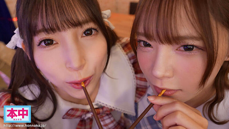 「冬愛ことね・一条みおのメイドコンカフェで美少女ハーレムフェラ＆中出し誘惑プレイ」のサンプル画像3枚目