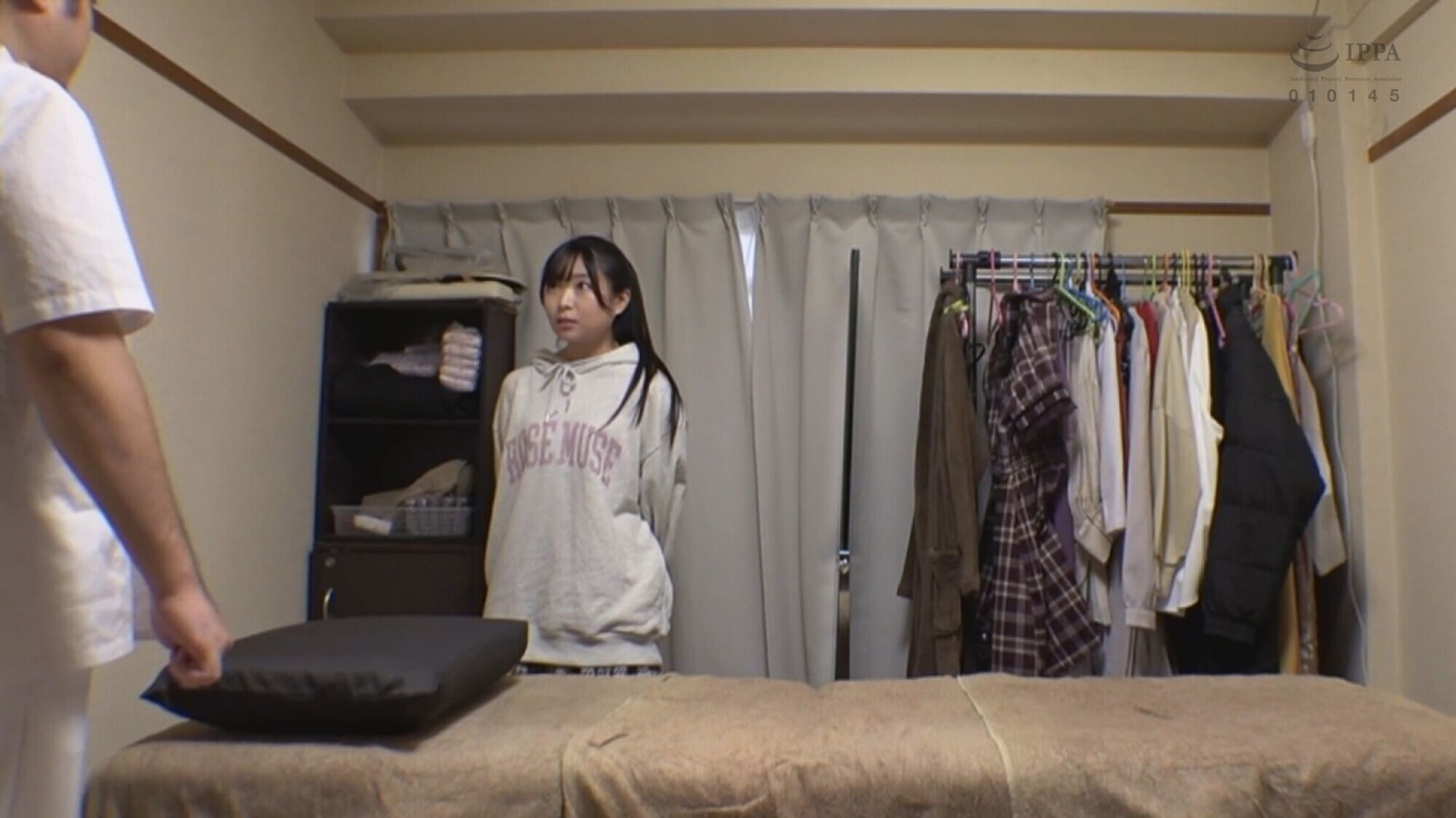 「桜かな 魔法のオイルで快感マッサージ」のサンプル画像1枚目