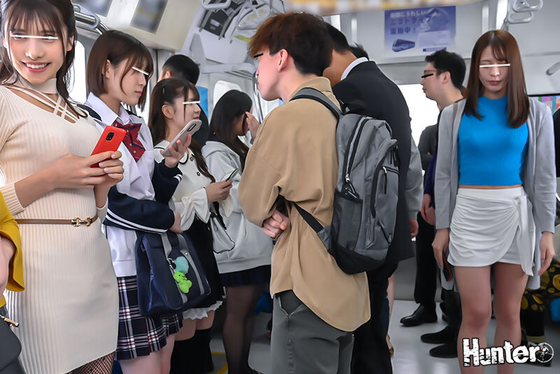 「電車立ちんぼ女子！ホ別1.5？交渉次第でNNOK！援交・割り切りする女子たちは最近公園で取り締まりが厳しくなったからと電車内で立ちんぼ開始！ 甘野乃愛」のサンプル画像3枚目