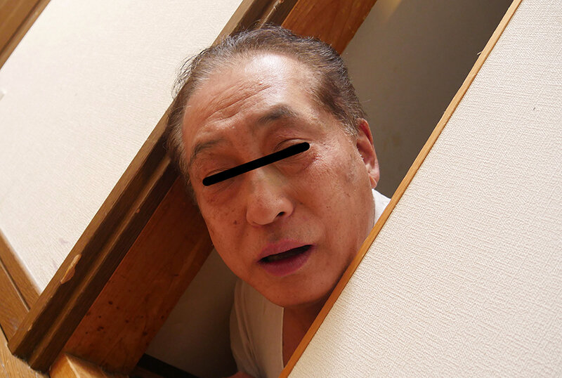 「義父の性欲処理をする嫁 背徳介護 夫の留守中に禁断の猥褻行為 よしい美希」のサンプル画像5枚目