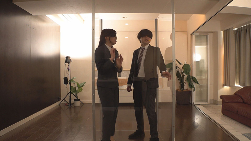 「街角素人実験ナンパ！同僚同士で密室脱出ゲーム！賞金1000万円か、それとも丸見えセックス大公開！？ みこと」のサムネイル