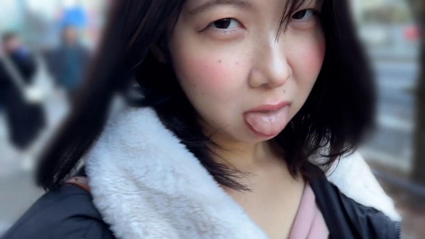 「M男が街中で女性に声をかけてキスさせてもらう  食品工場事務員 みりなちゃん」のサンプル画像1枚目