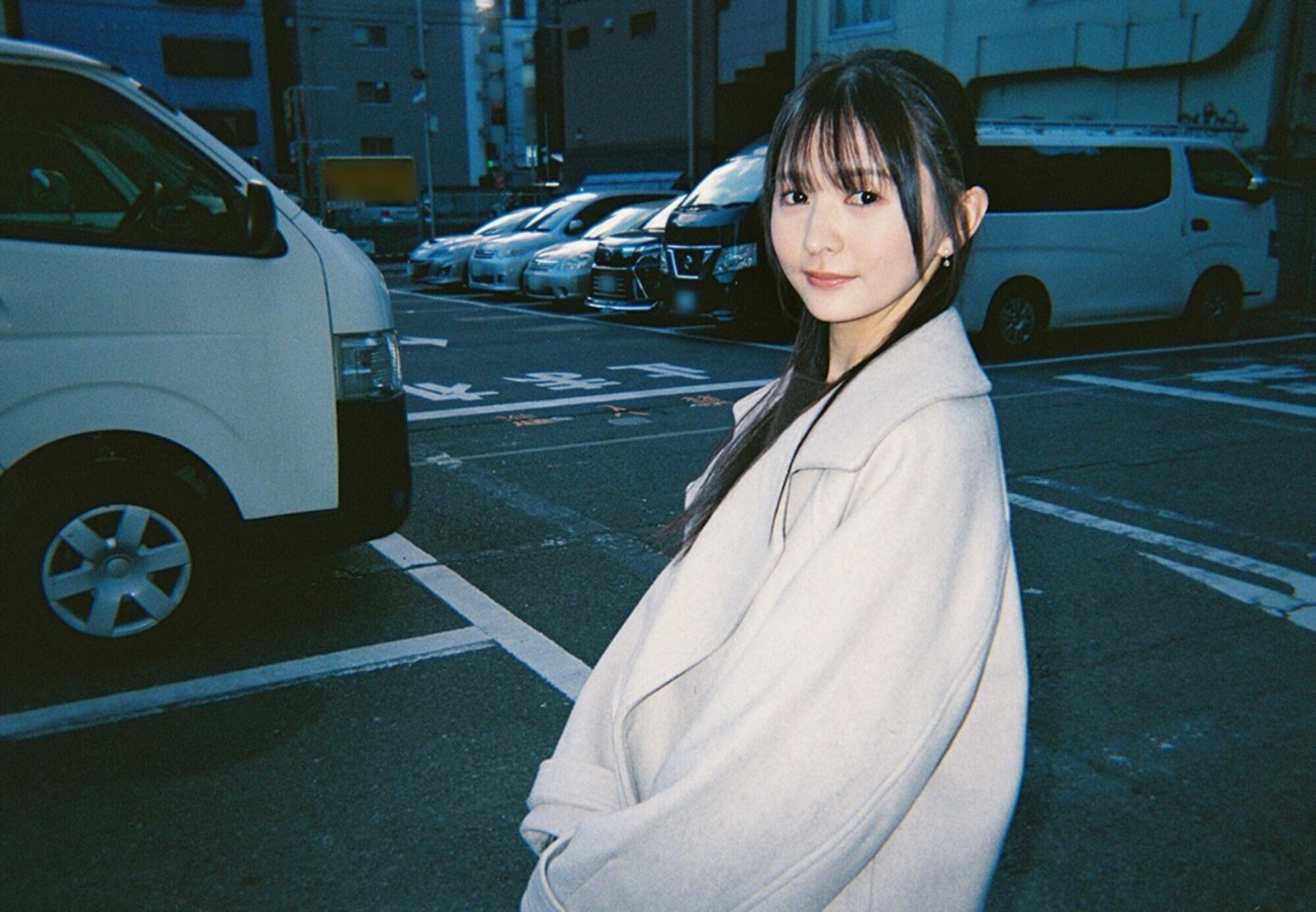 「会社で高嶺の華、経理部の幸村泉希さんに打ち合わせと称して誘われて・・・ラブホに入ったら献身的なフェラをしてきたのでそのまま何度も精飲と中出しをした。」のサンプル画像4枚目
