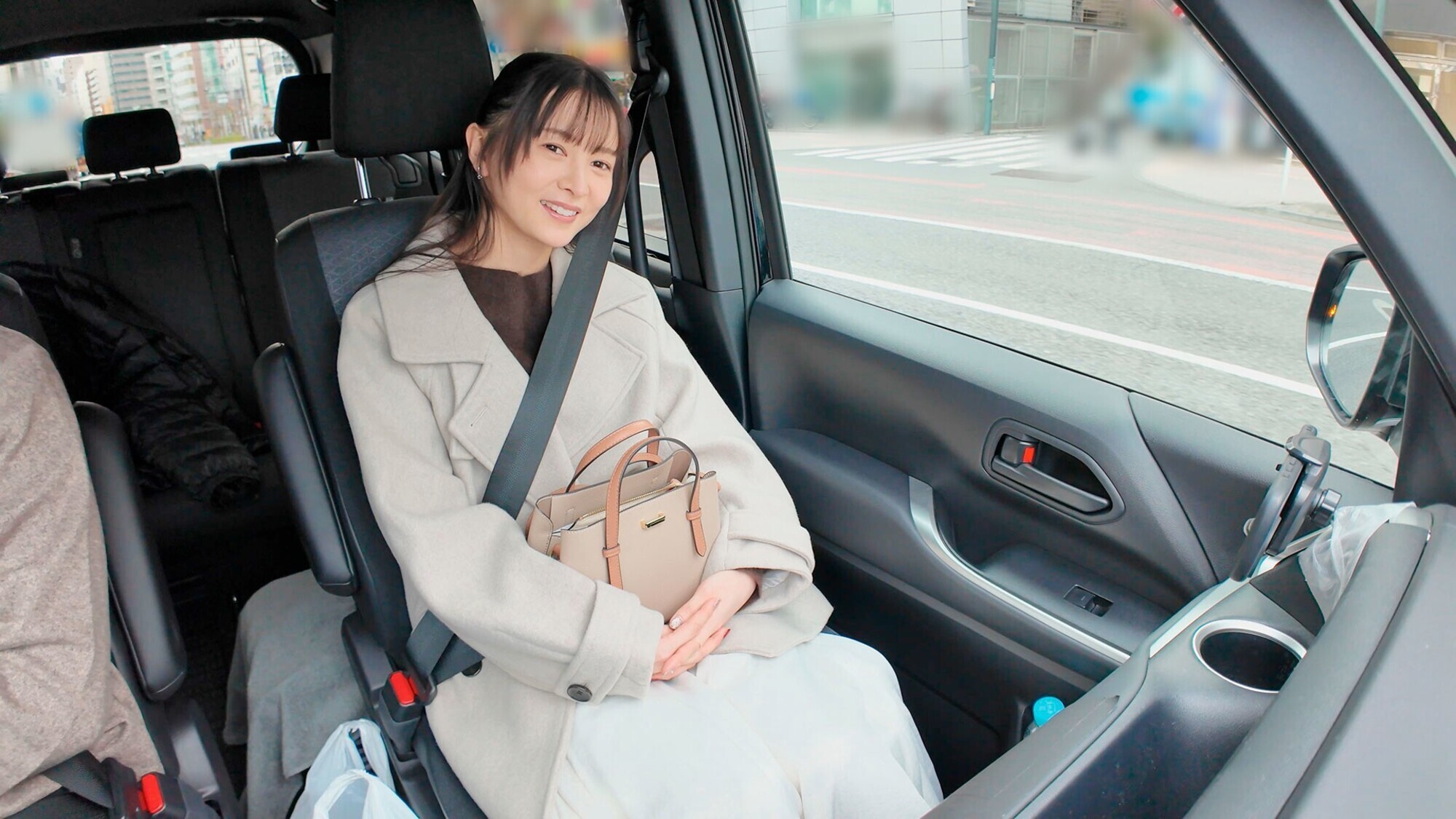 「会社で高嶺の華、経理部の幸村泉希さんに打ち合わせと称して誘われて・・・ラブホに入ったら献身的なフェラをしてきたのでそのまま何度も精飲と中出しをした。」のサンプル画像6枚目