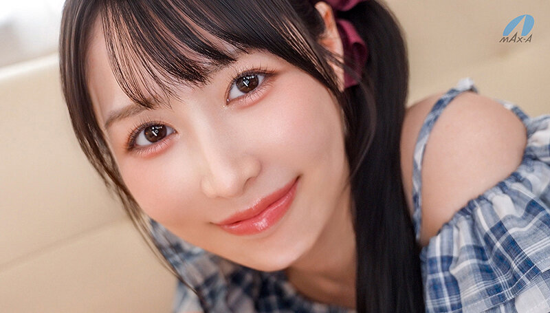 「美少女・朝妃りおの濃厚キス&フェラで密着性交|美乳彼女との甘い中出しセックス」のサンプル画像1枚目