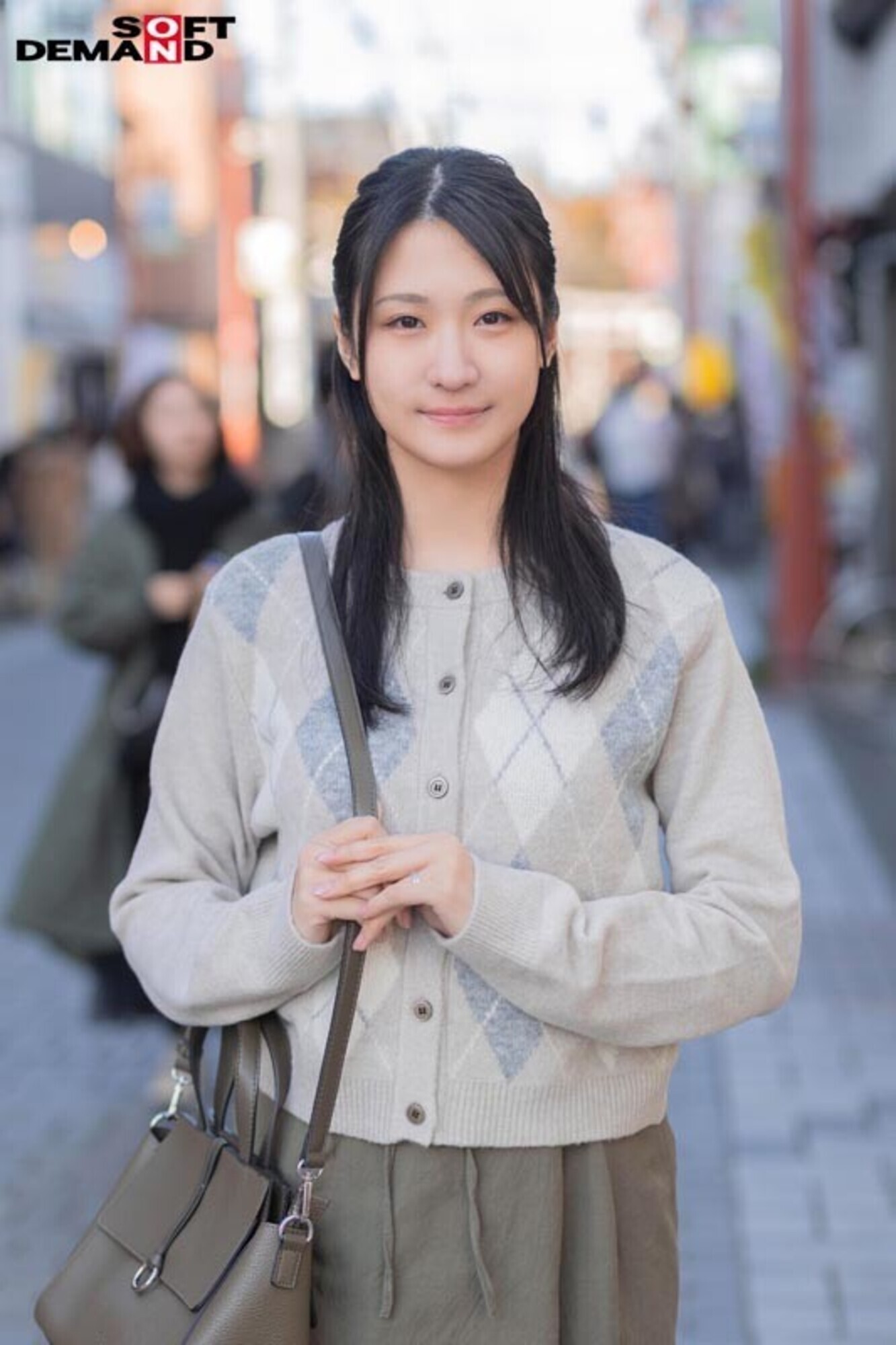 「埼玉県秩父市在住 三人家族のママさん 旦那の赴任中に地元で初不倫 浅見伊月30才【SOD本物人妻】」のサンプル画像3枚目