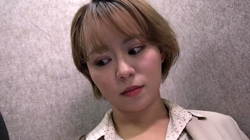 「真矢みつき 熟女巨乳美女のフェラ&オナニー披露 魅惑のエロテクニック完全収録」のサンプル画像1枚目