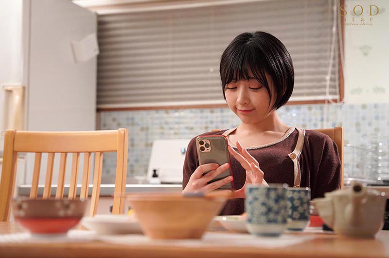「体の相性が最高なコンビニパート主婦Nさんとは休憩2時間のショートタイム密会でも最低3回は射精（だ）せる 夏目響」のサンプル画像6枚目