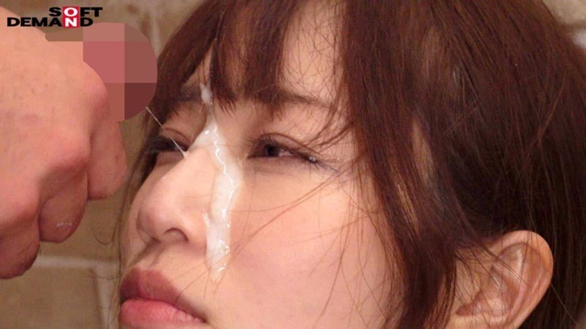 「【素人】スレンダー美人カフェ店員に顔射ぶっかけ連発！イラマチオで責められる敏感娘の出勤から退勤まで」のサンプル画像11枚目