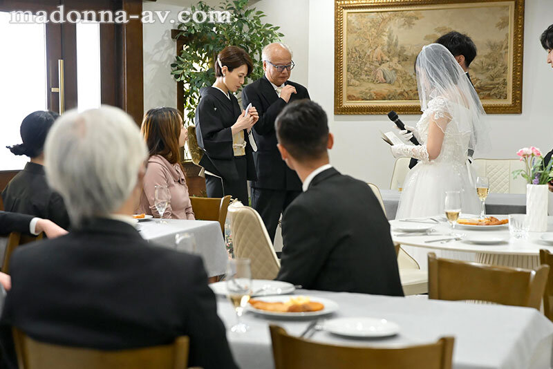 「娘の幸せを見届けながら…。披露宴で娘婿に犯●れた母 星冬香」のサムネイル