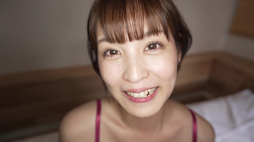 「【玉城夏帆】匂いフェチ好き必見！個人撮影でリクエストに応える密着プレイ【フェチ動画】」のサンプル画像1枚目