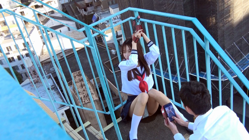 「いけないおもらしごっこ 前田美波」のサンプル画像2枚目