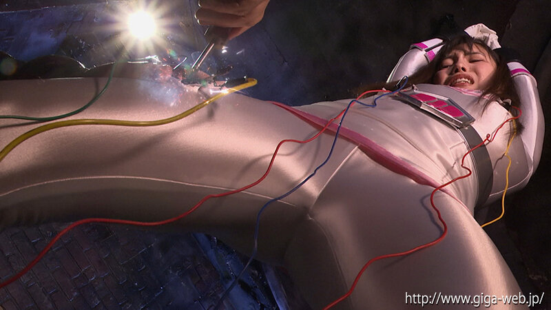 「惑星戦隊アースマン アースホワイト屈辱の絶頂 及川うみ」のサンプル画像10枚目