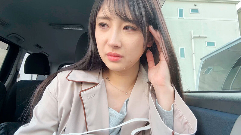 「押しに弱そうな同じ職場のおっとり美人シングルマザー小野坂ゆいかをラブホに誘ったら笑顔で射精テクを見せてくる隠れムッツリで、ドライブした後彼女から2件目のラブホを誘われ何度も中出しを求められた」のサンプル画像11枚目