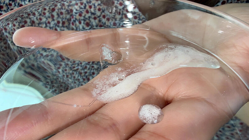 「【水月みお】美人お姉さんを街頭ナンパ!素人感あふれる個人撮影で魅せる舌ブラシ体験」のサンプル画像10枚目