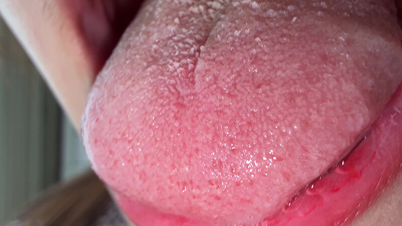 「【水月みお】美人お姉さんを街頭ナンパ!素人感あふれる個人撮影で魅せる舌ブラシ体験」のサンプル画像12枚目