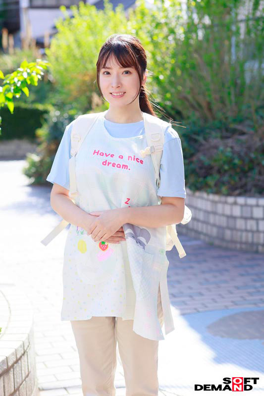 「マジックミラー号 母性溢れる保育士さん限定！「おっぱい吸わせてマザコン男子のママ離れをサポートしませんか」乳離れのできない童貞くんを赤面筆おろしのはずが…実は絶倫AV男優で激ピストンで無許可中出し！！」のサンプル画像4枚目