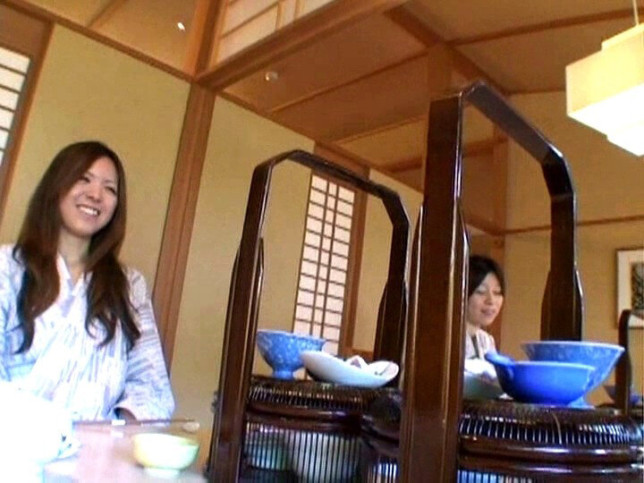 「【AIリマスター版】人妻不倫旅行×人妻湯恋旅行 collaboration ＃02 Side.B」のサンプル画像15枚目