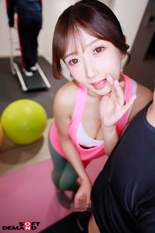 「【ASMR×完全主観】声の出せない状況でこっそり誘惑痴女の囁き淫語オナサポ12発射精」のサンプル画像2枚目