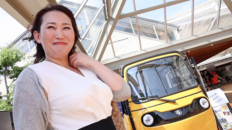 「【素人人妻】42歳巨乳熟女みつのさんとのハメ撮り映像｜地方の人妻との濃厚セックス」のサンプル画像3枚目