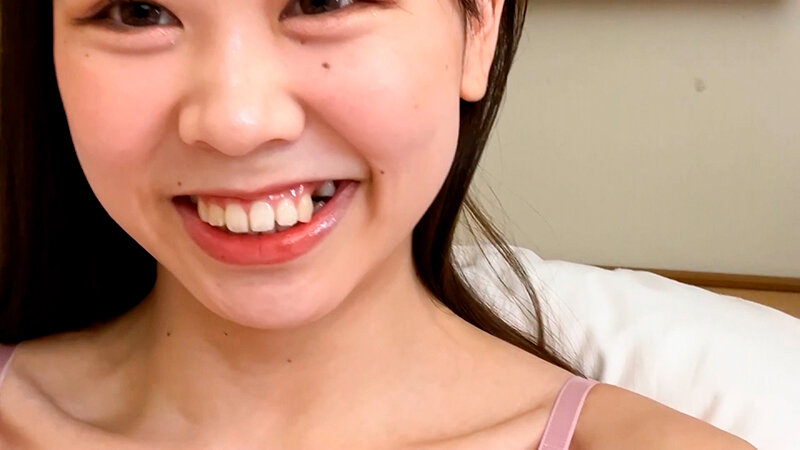 「スレンダーお姉さんの自撮りオナニー配信|ディルド&バイブで乱れる素人美女の悶絶プレイ」のサンプル画像2枚目