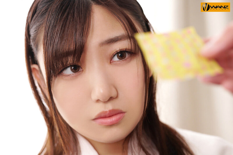 「コンドームが破れてまさかの生ハメ！超加速するピストンで何度も中出し！ 小梅えな

心を満たしてくれる世界がここにある」のサムネイル