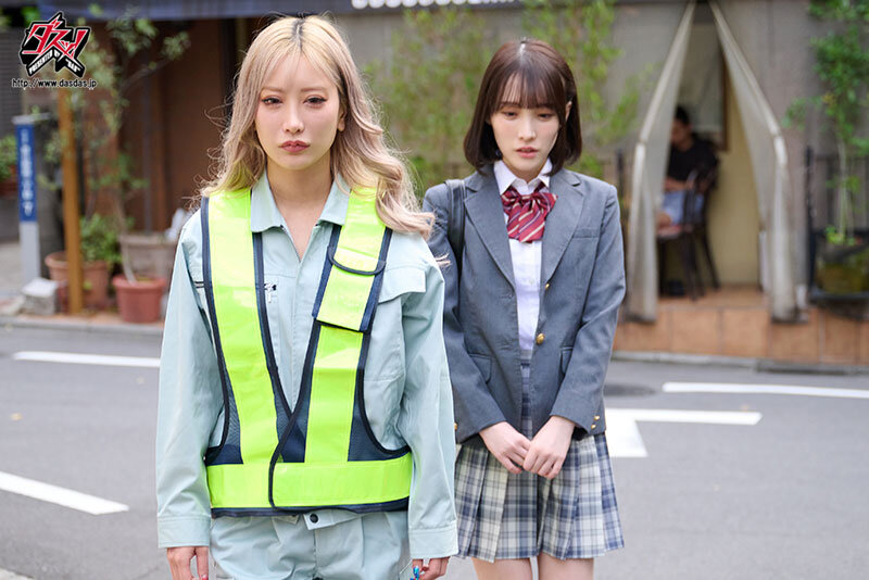 「美人母娘、イタダキマス。数十年前に孕ませた女とその娘に会いに来ました。 AIKA 白石もも」のサンプル画像1枚目