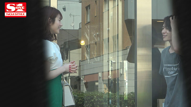「盗撮 河北彩花」のサンプル画像2枚目
