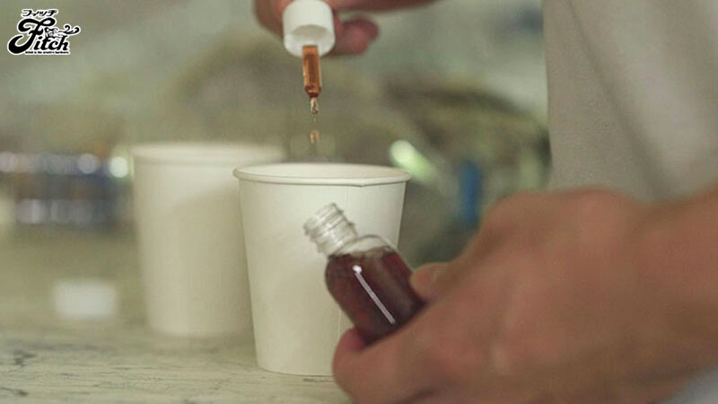 「筋弛緩剤を投与され犯●れ続けたFカップ女学生が… 異臭漂うゴミ部屋で体液どろどろキメセク堕ち 由衣陽菜」のサンプル画像4枚目