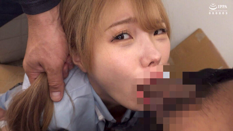 「喉奥破壊 女子校生イラマチオBEST ガン突き鬼畜ピストン240分」のサンプル画像19枚目