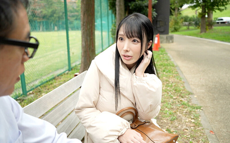 「前略四畳半の奥様 紗英さん 44歳 ●素人四畳半生中出しシリーズ 藤木紗英」のサンプル画像1枚目